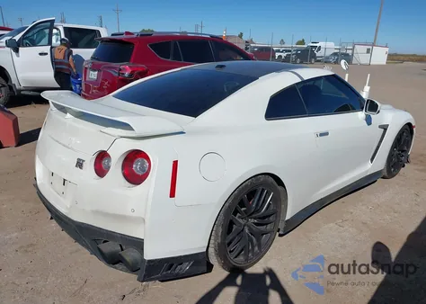 2018 Nissan Gt-R Nismo/Premium/Pure/Track Edition z USA, uszkodzony, nr VIN JN1AR5EF2JM710065